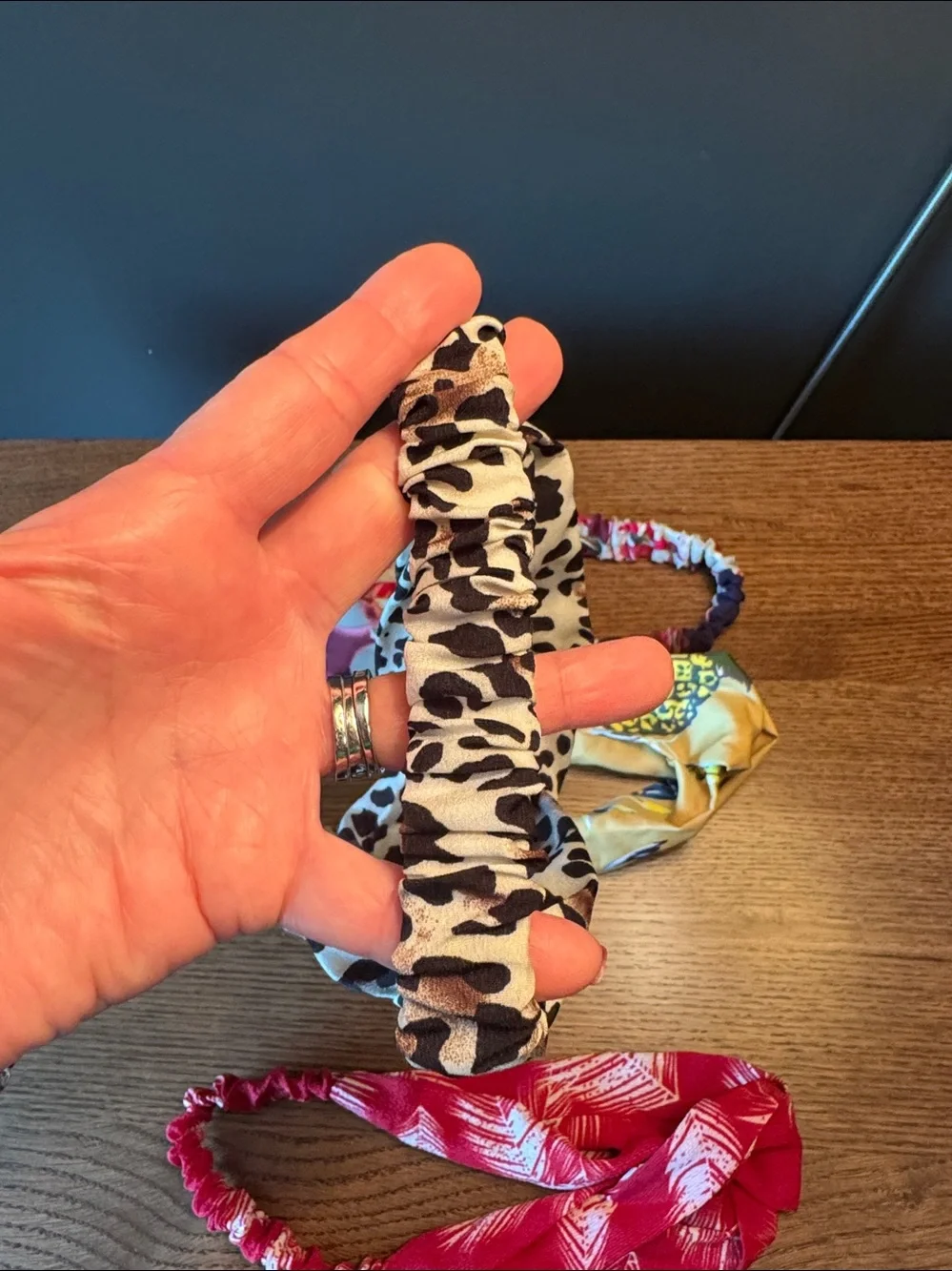Pack of 4 Women's Printed Elastic Headbands - Multicolor